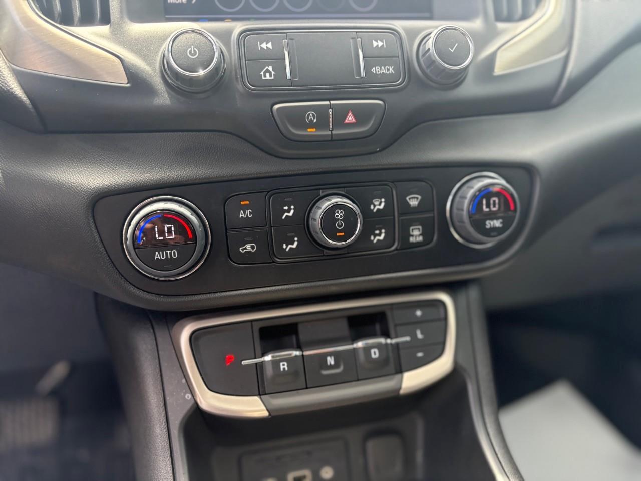 2023 GMC Terrain Denali All-Wheel Drive Photo