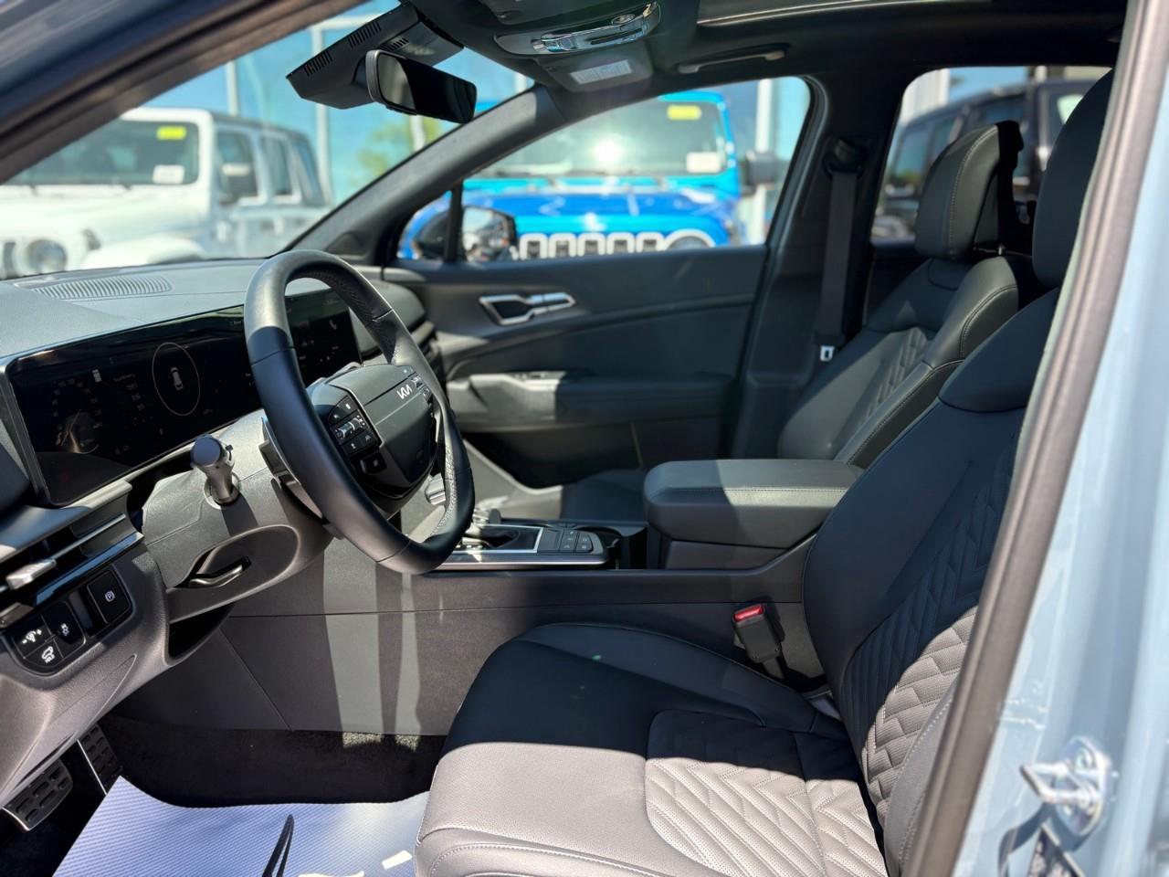2026 Kia Sportage X-Line Limited w/Black Interior 4dr All-Wheel Drive Photo