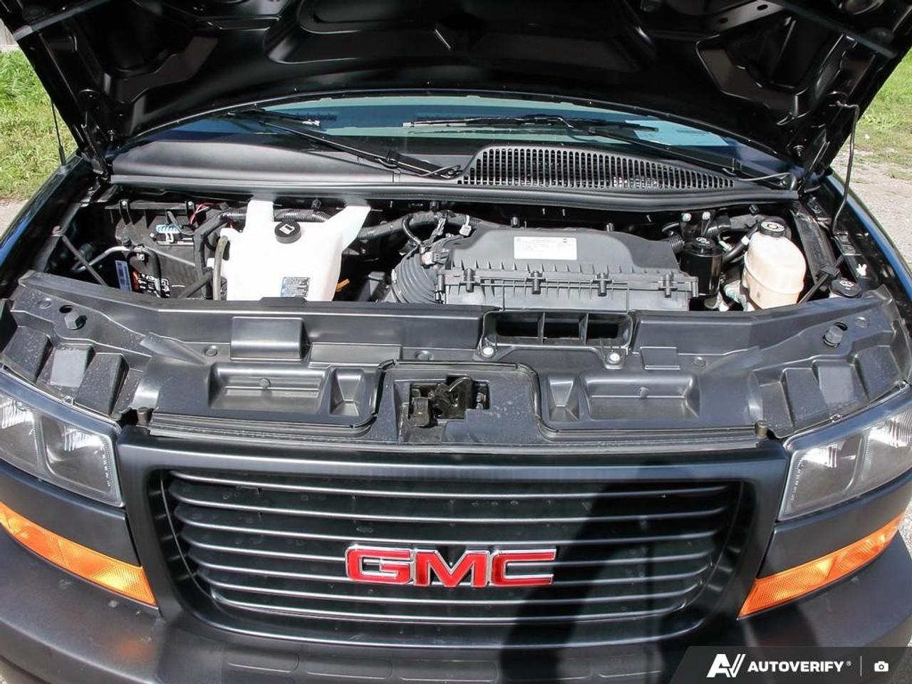 2026 GMC Savana Cargo Van 2500 Extended Wheelbase Rear-Wheel Drive Photo