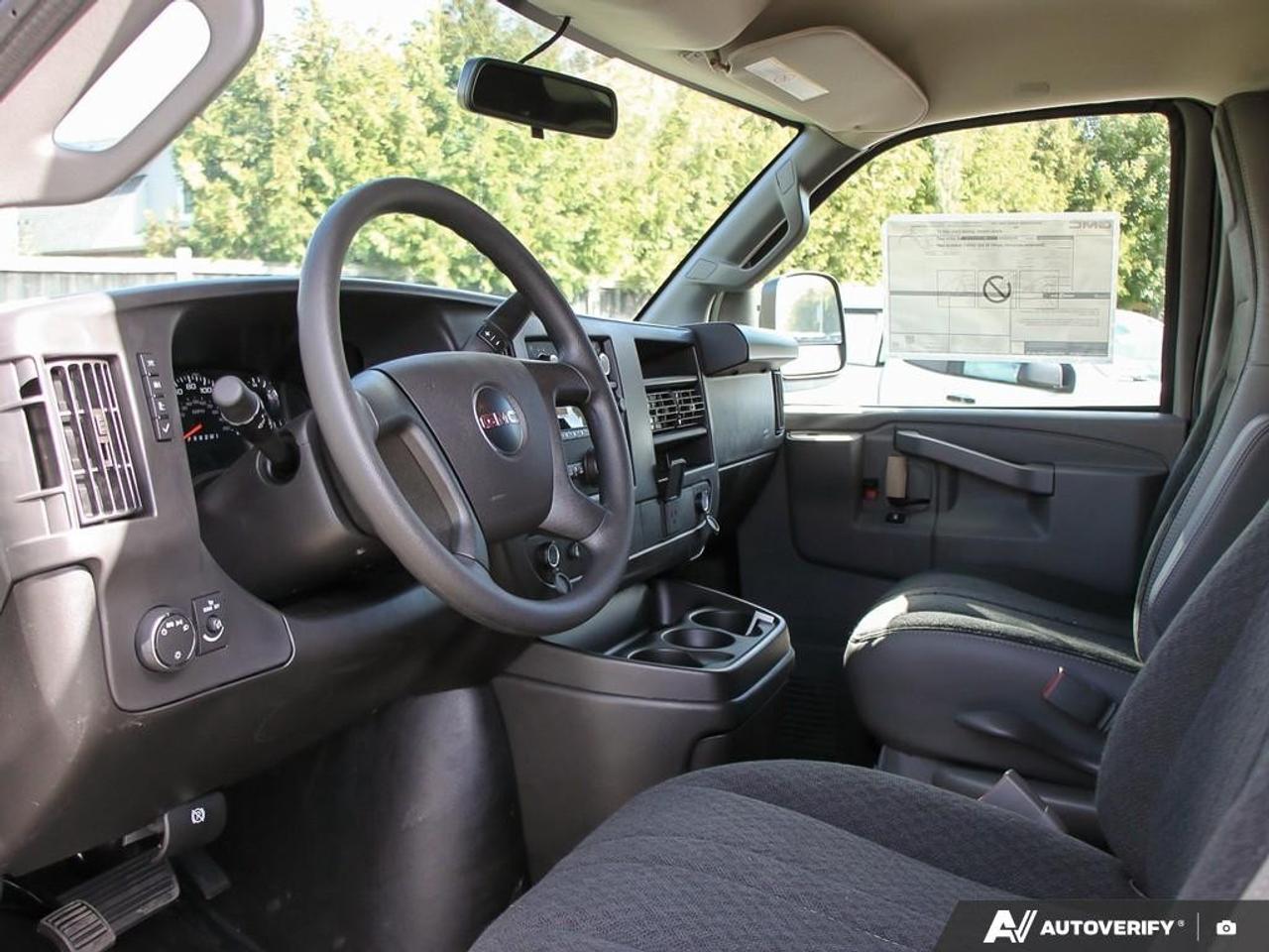 2026 GMC Savana Cargo Van 2500 Extended Wheelbase Rear-Wheel Drive Photo