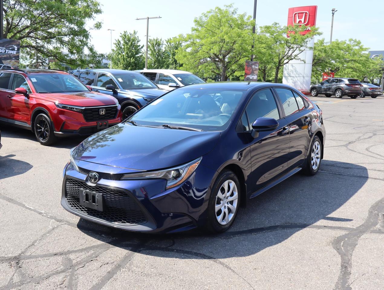 2022 Toyota Corolla LE 4DR SEDAN Photo0