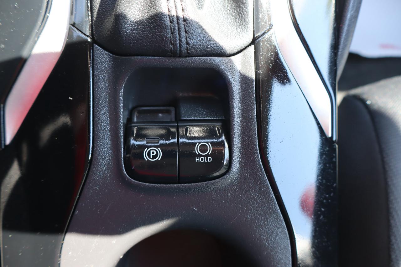 2022 Toyota Corolla LE 4DR SEDAN Photo