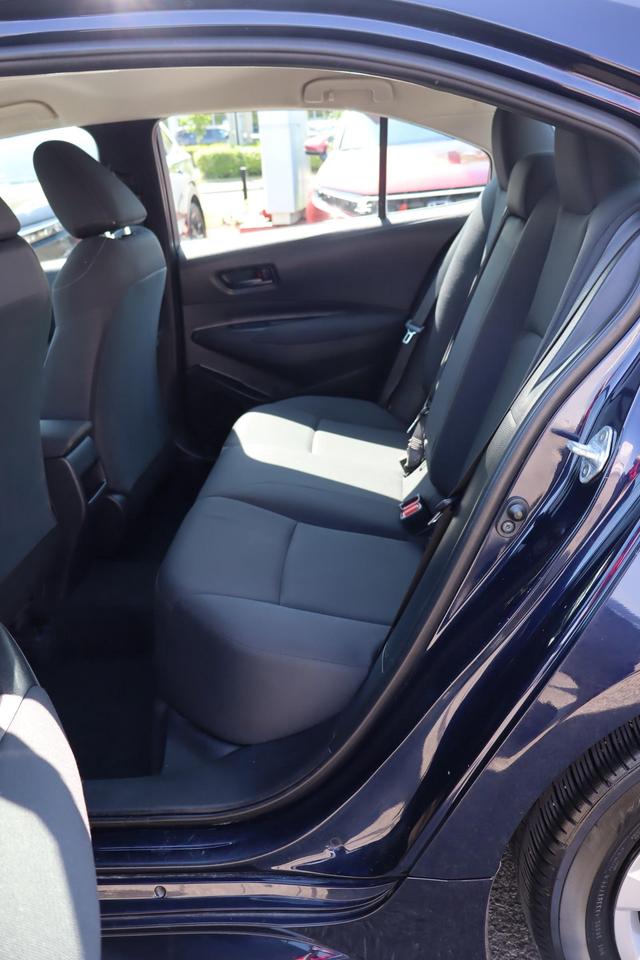 2022 Toyota Corolla LE 4DR SEDAN Photo