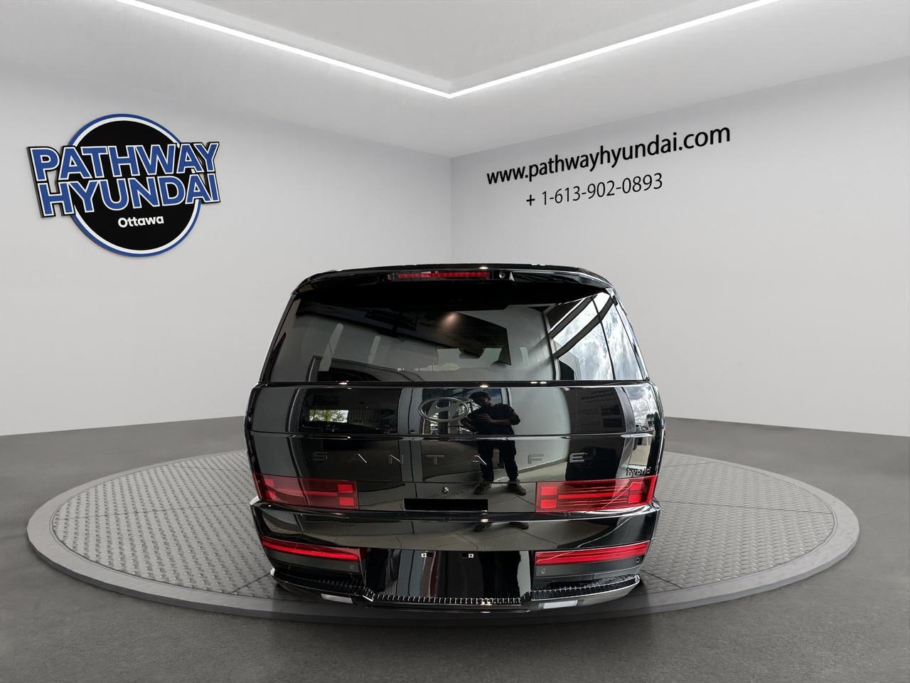 2026 Hyundai Santa Fe Hybrid Ultimate Calligraphy Photo