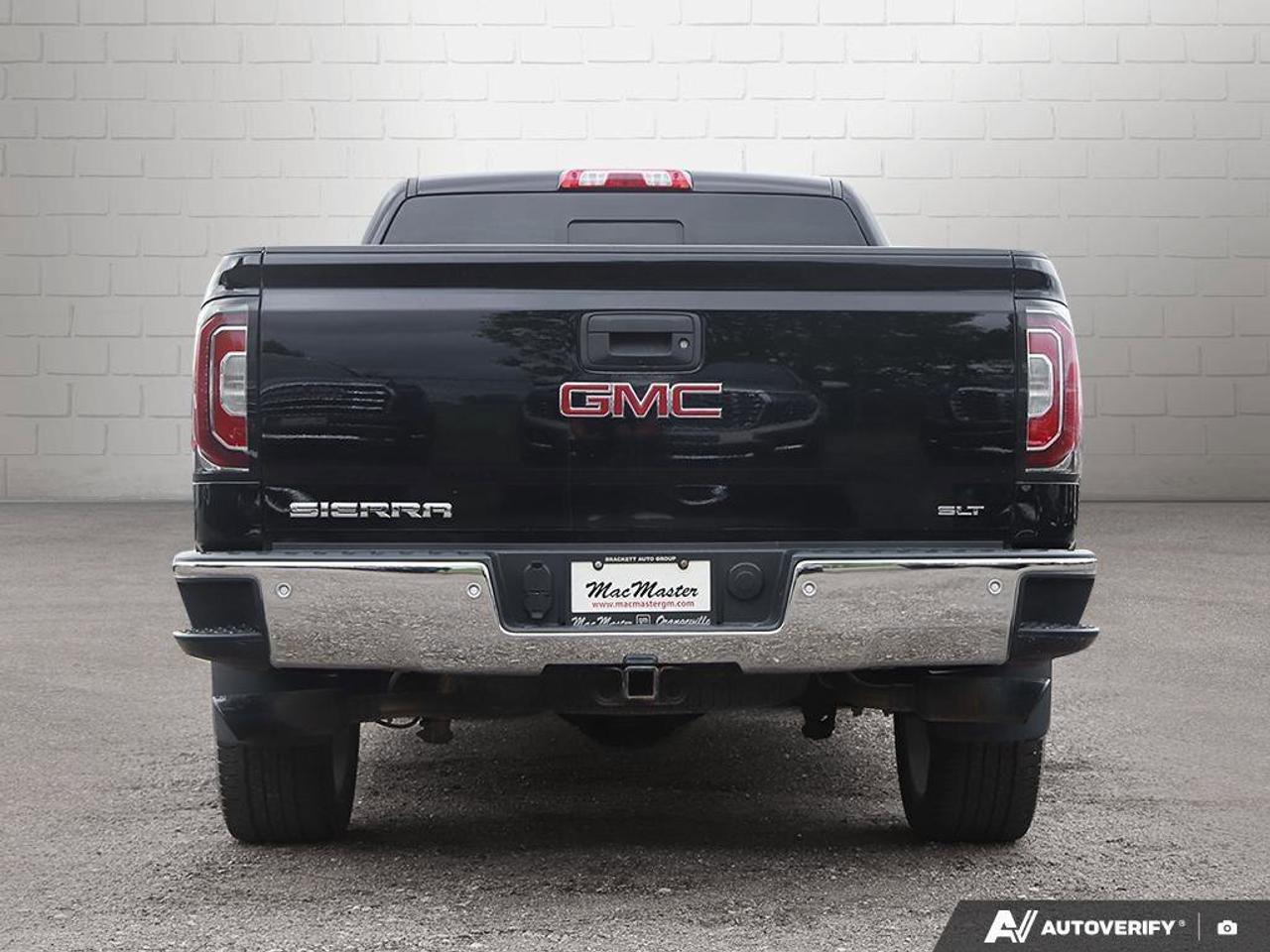 2017 GMC Sierra 1500 SLTSLT PREMIUM PLUS, 5.3L V8, 4X4, ALLOYS, LEATHER Photo