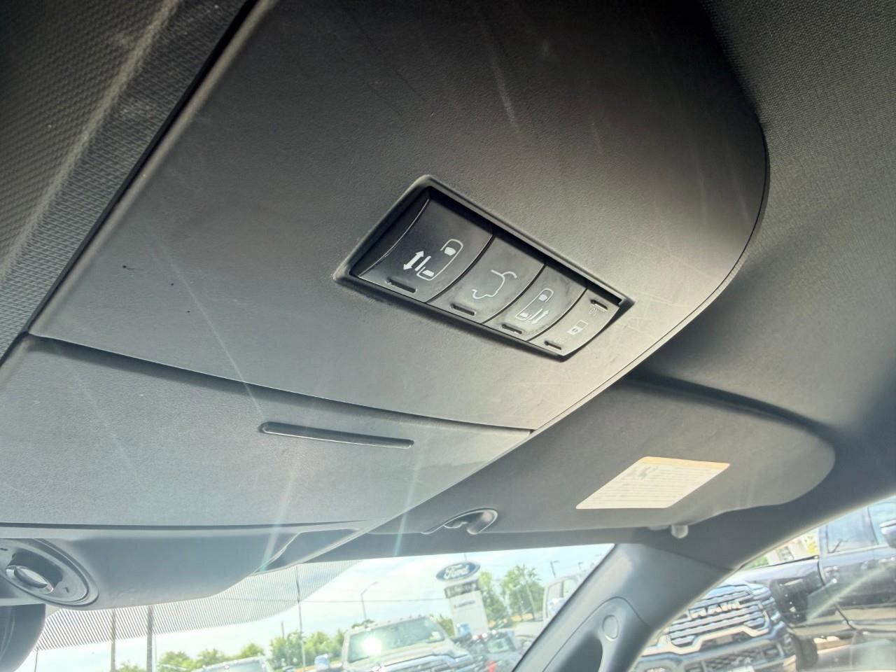 2014 Dodge Grand Caravan 4dr Wgn R-T Photo