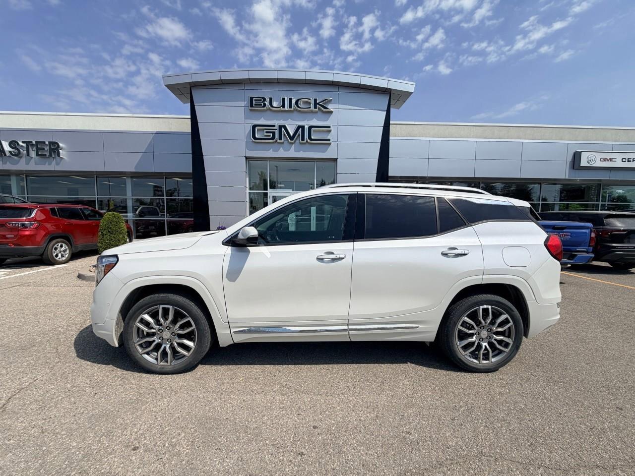 2022 GMC Terrain DenaliDENALI, 1.5L 4-CYL, AWD, ALLOYS, LEATHER, HU Photo