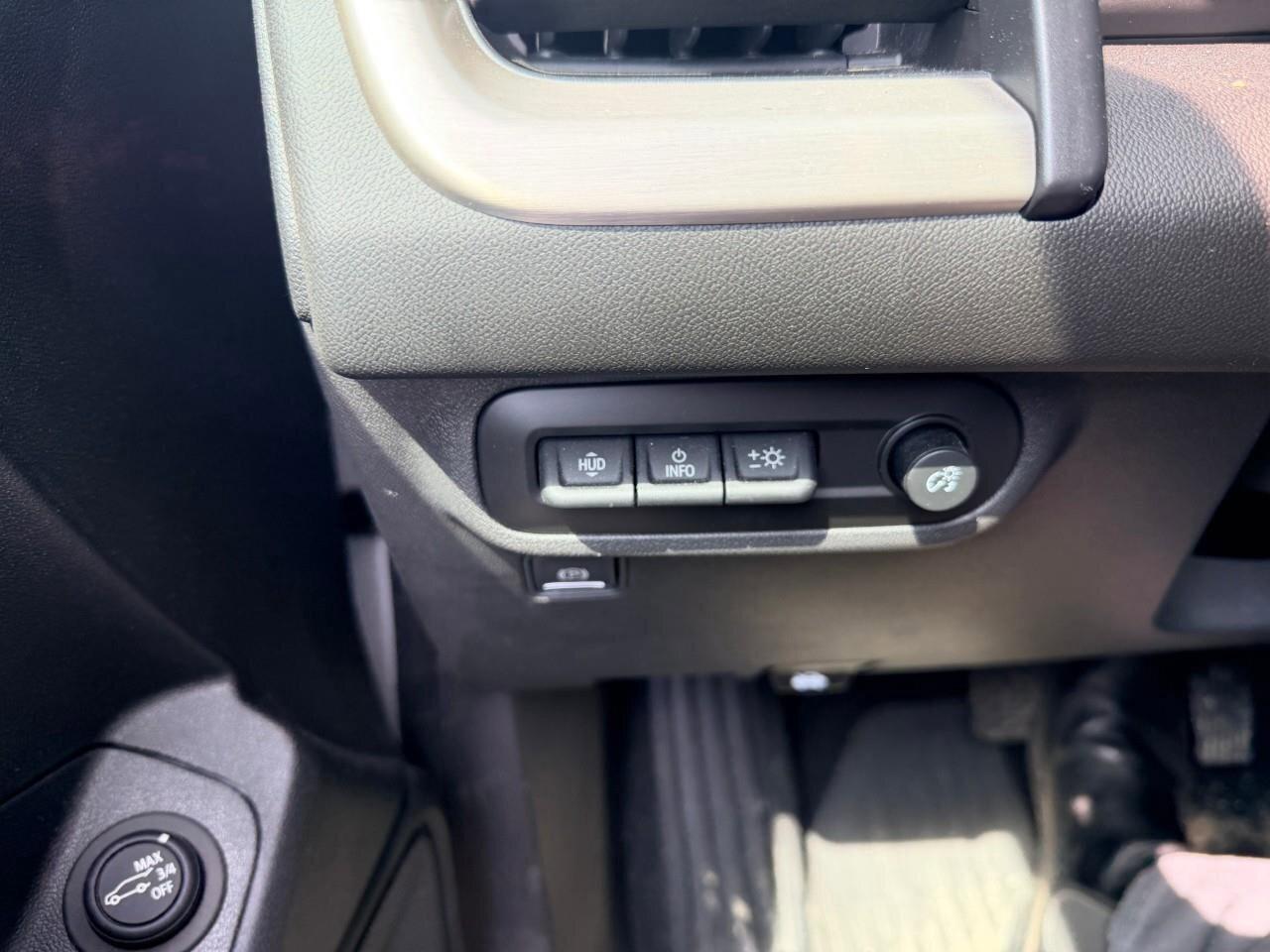 2022 GMC Terrain DenaliDENALI, 1.5L 4-CYL, AWD, ALLOYS, LEATHER, HU Photo