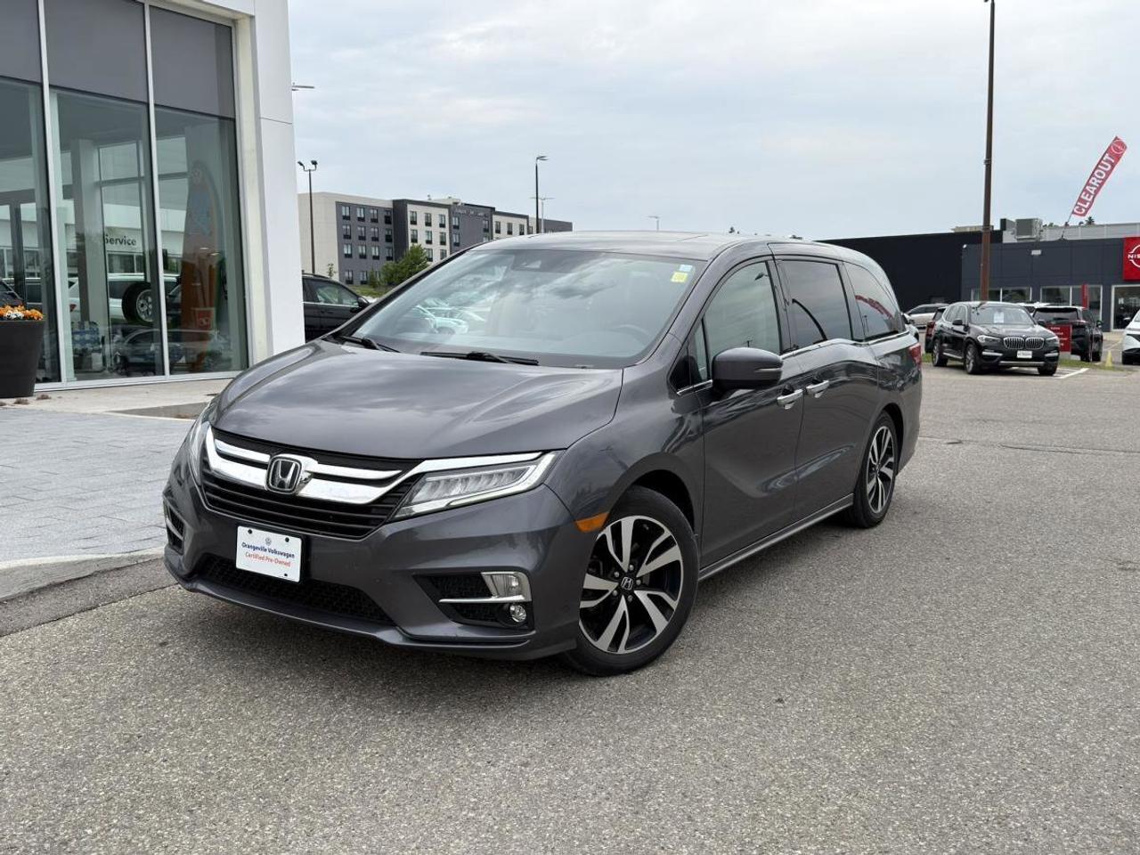 2020 Honda Odyssey Touring Auto Photo0