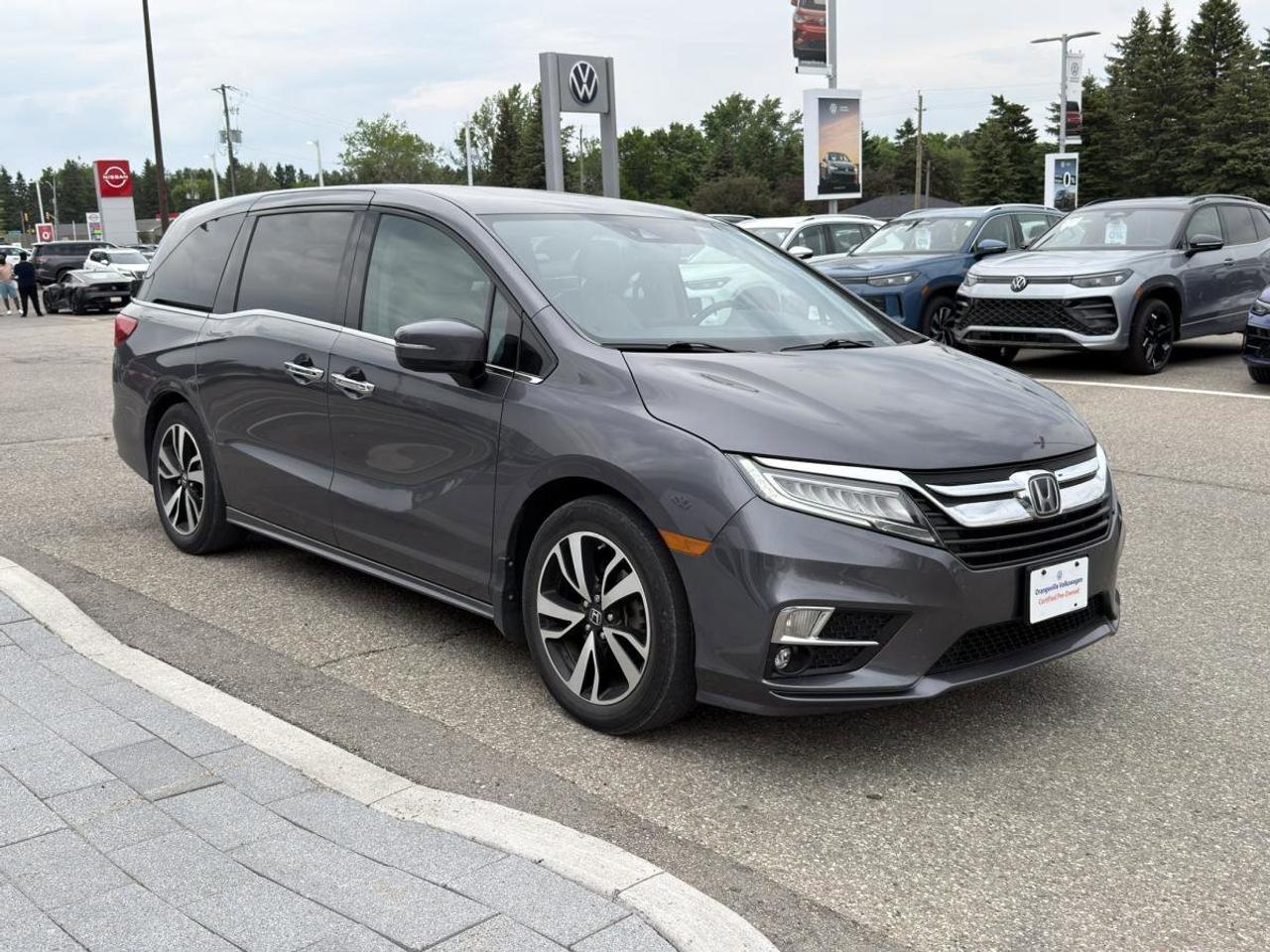 2020 Honda Odyssey Touring Auto Photo