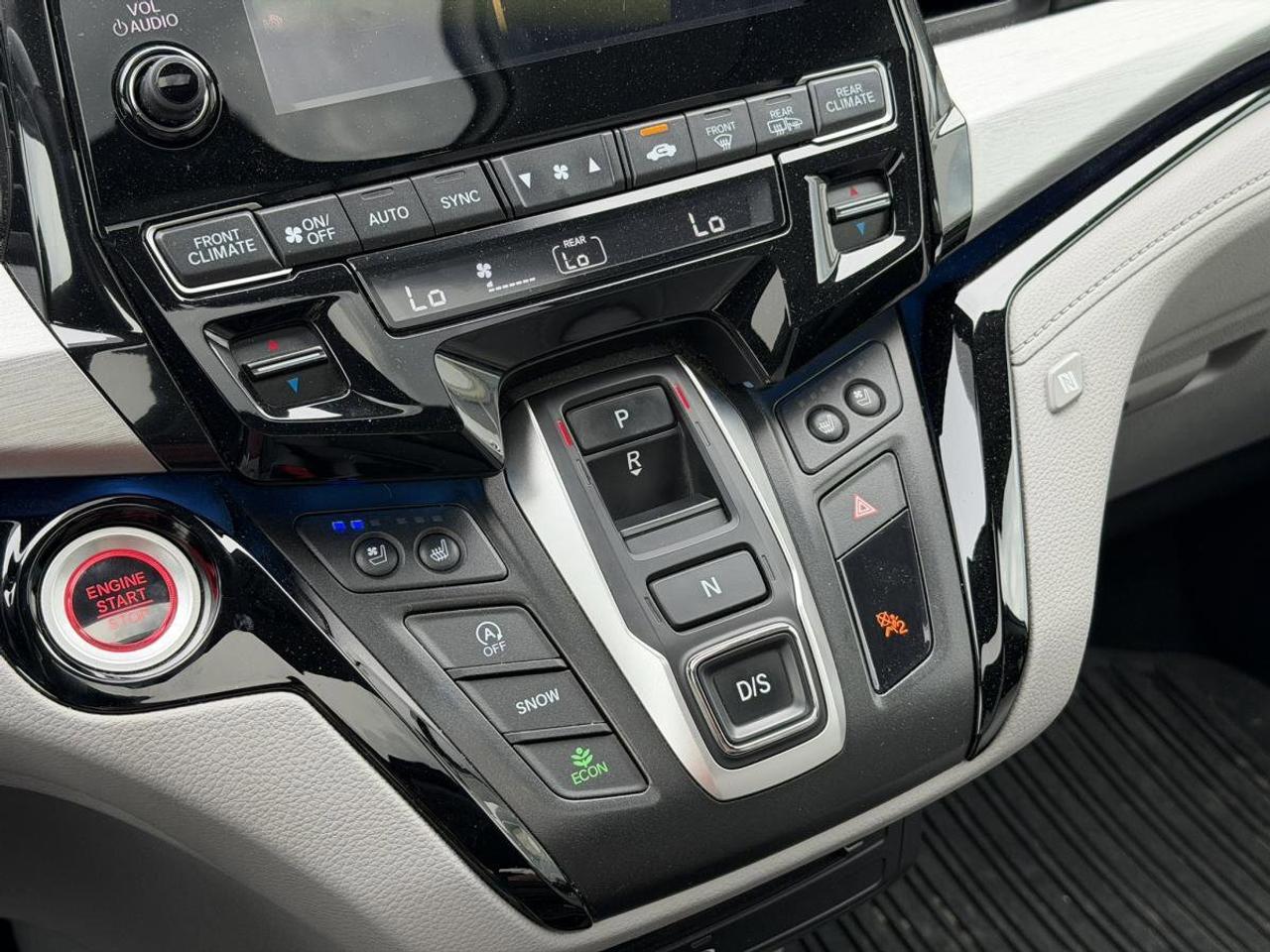 2020 Honda Odyssey Touring Auto Photo