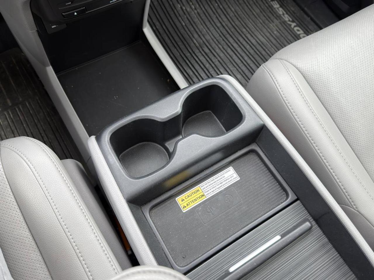 2020 Honda Odyssey Touring Auto Photo