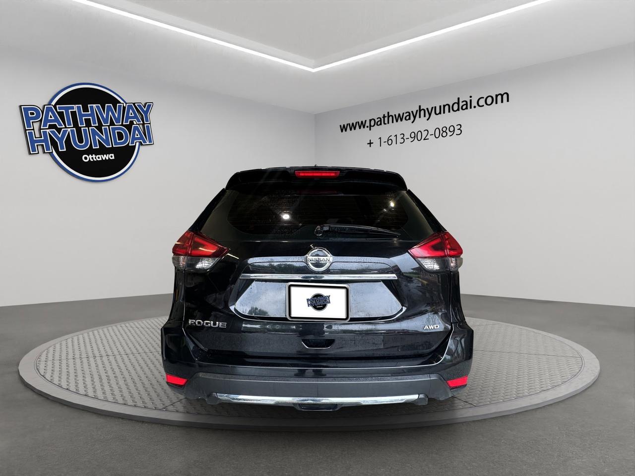 2019 Nissan Rogue S | Reverse Cam | Heated Seats Photo