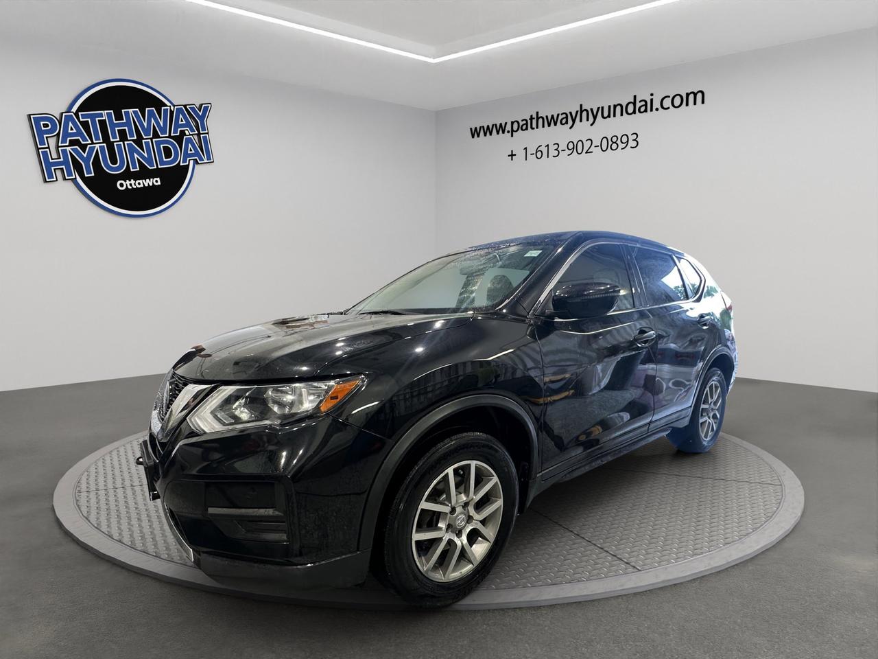 2019 Nissan Rogue S | Reverse Cam | Heated Seats Photo