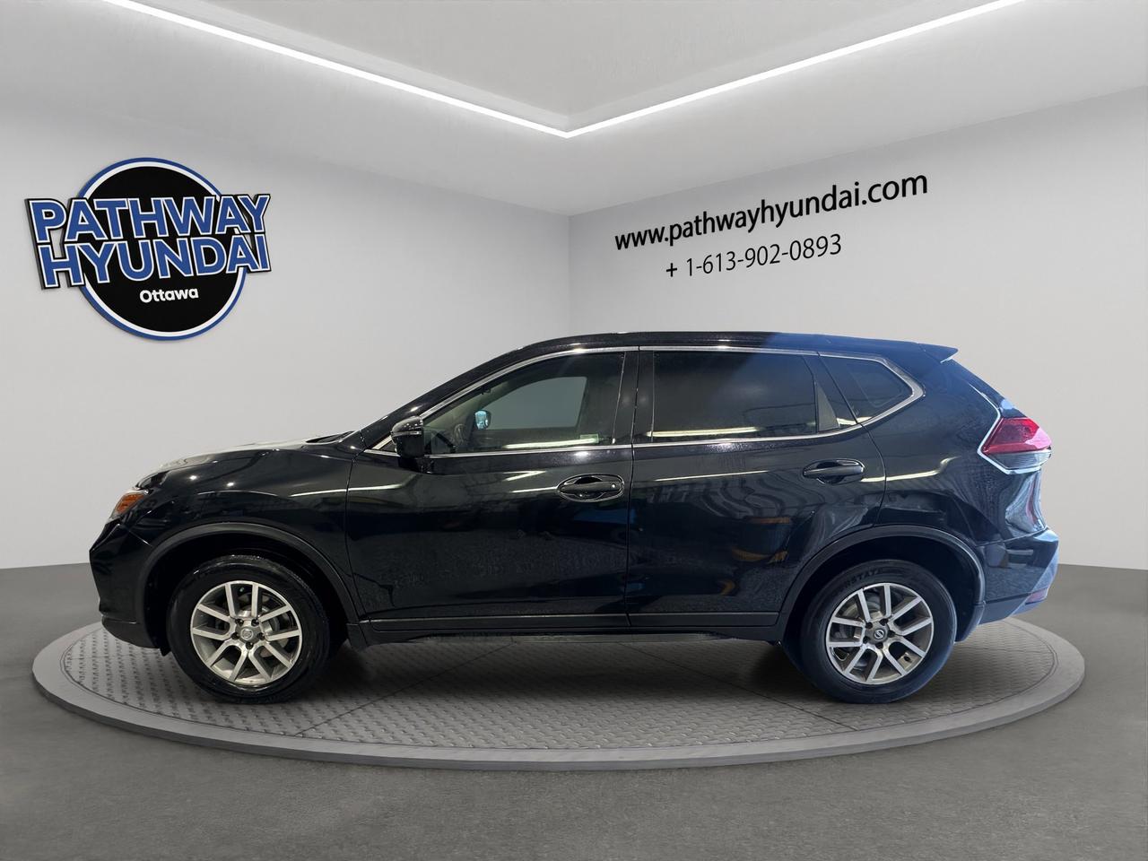 2019 Nissan Rogue S | Reverse Cam | Heated Seats Photo