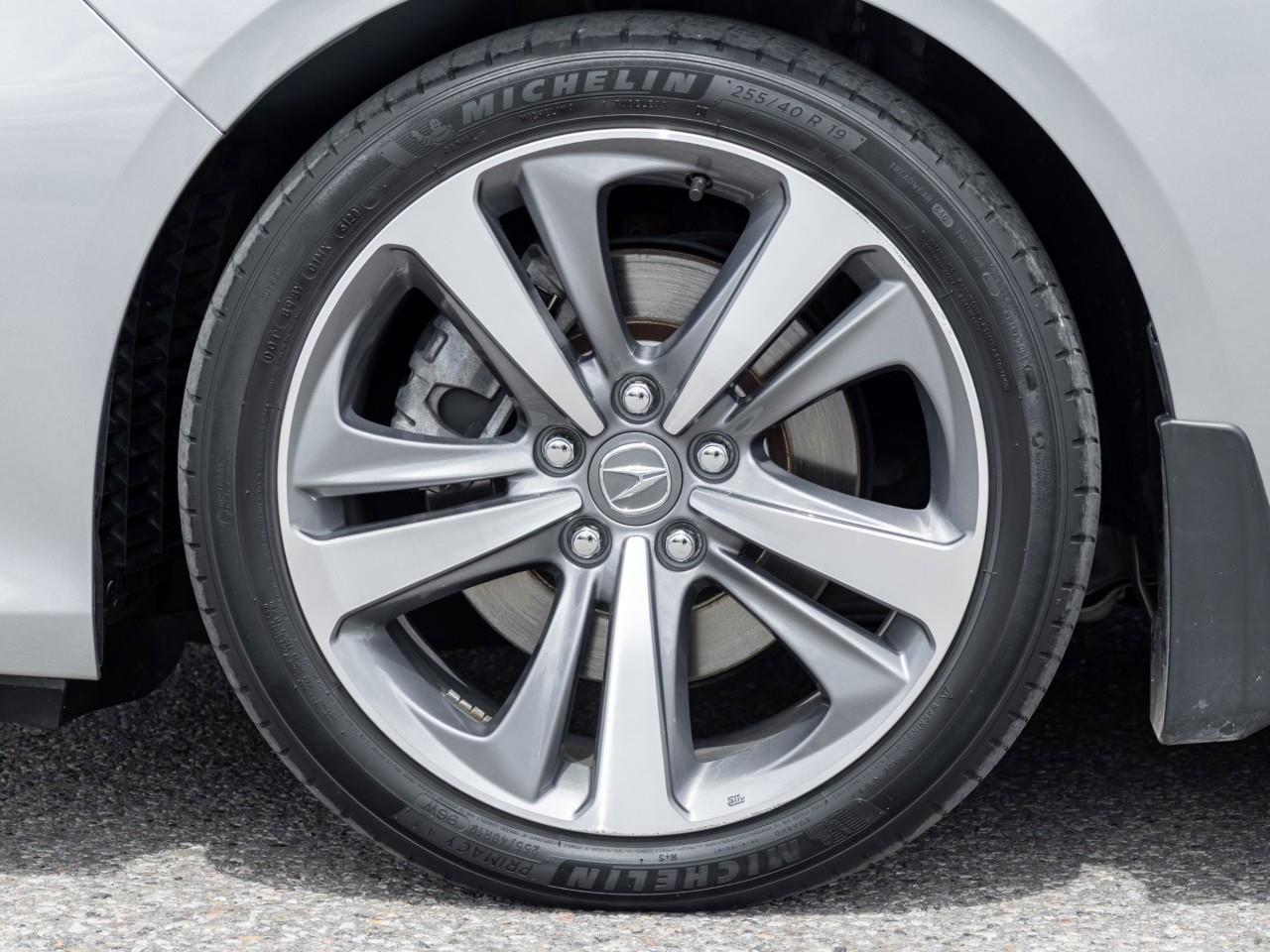 2021 Acura TLX Platinum Elite 4dr SH-AWD Sedan Photo3