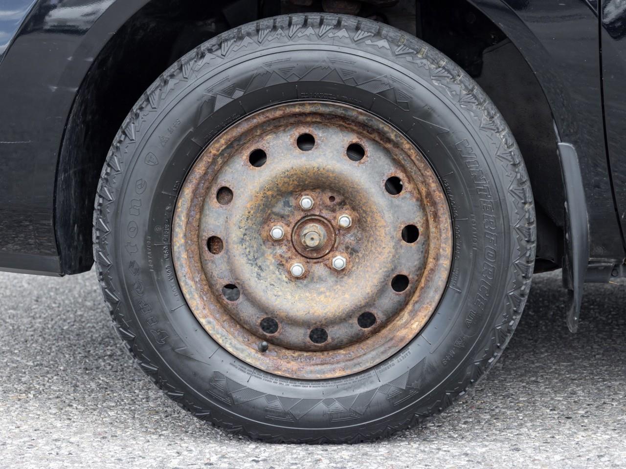 2009 Nissan Rogue SL 4dr All-wheel Drive Photo3
