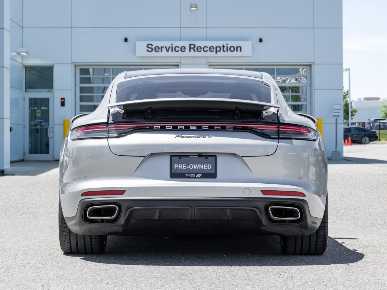 2023 Porsche Panamera  Photo