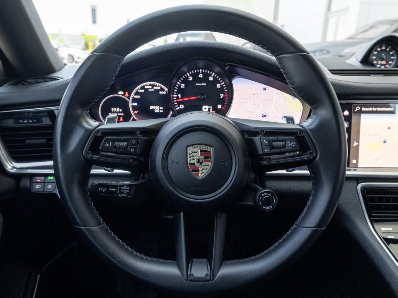 2023 Porsche Panamera  Photo