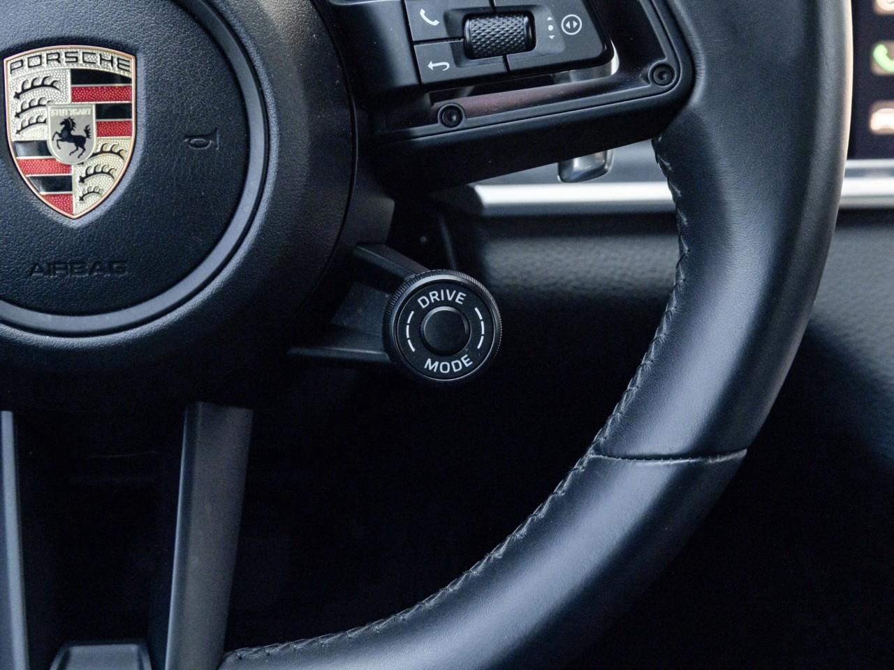 2023 Porsche Panamera  Photo
