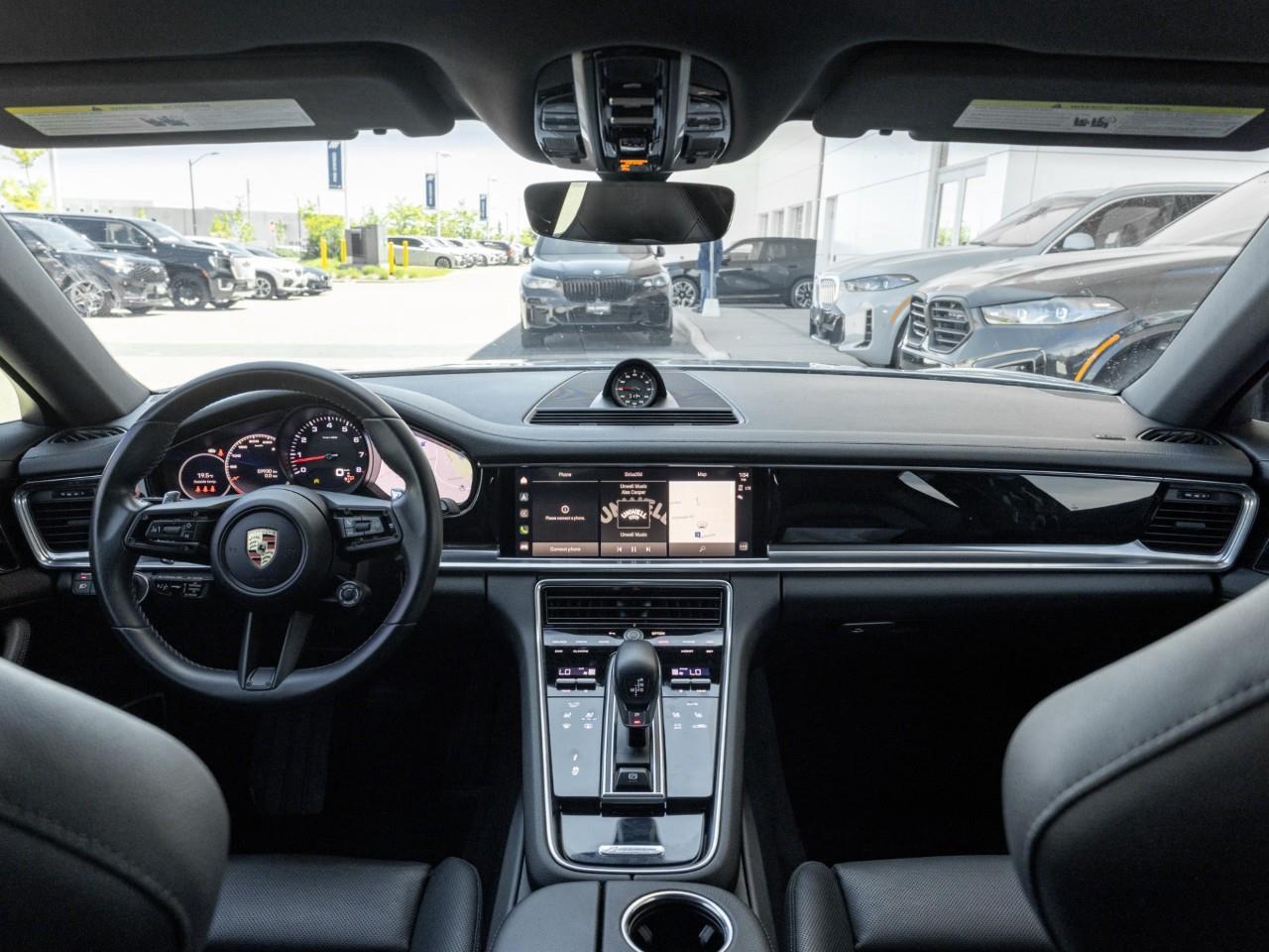 2023 Porsche Panamera  Photo