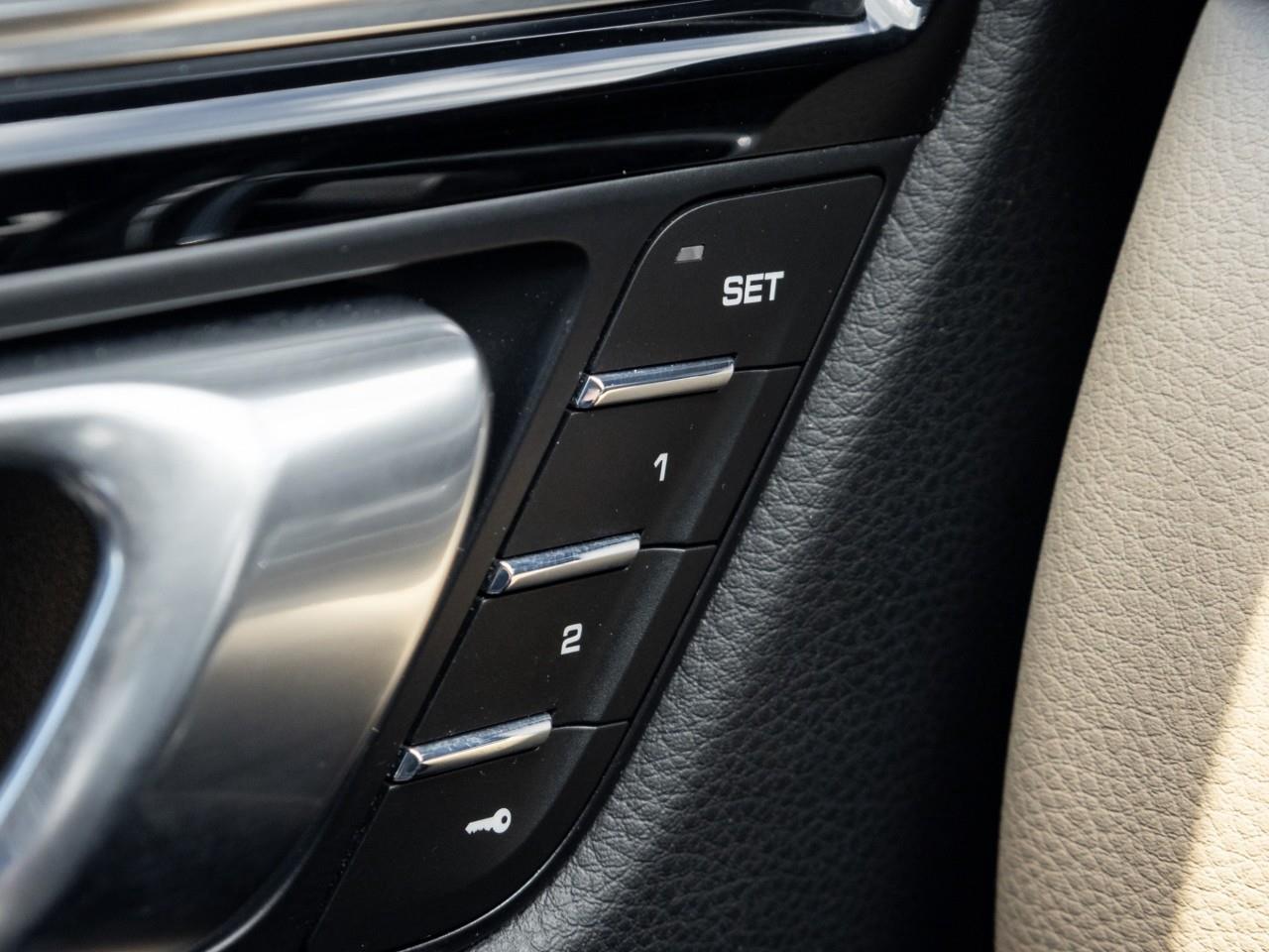 2023 Porsche Macan S 4dr All-Wheel Drive Photo