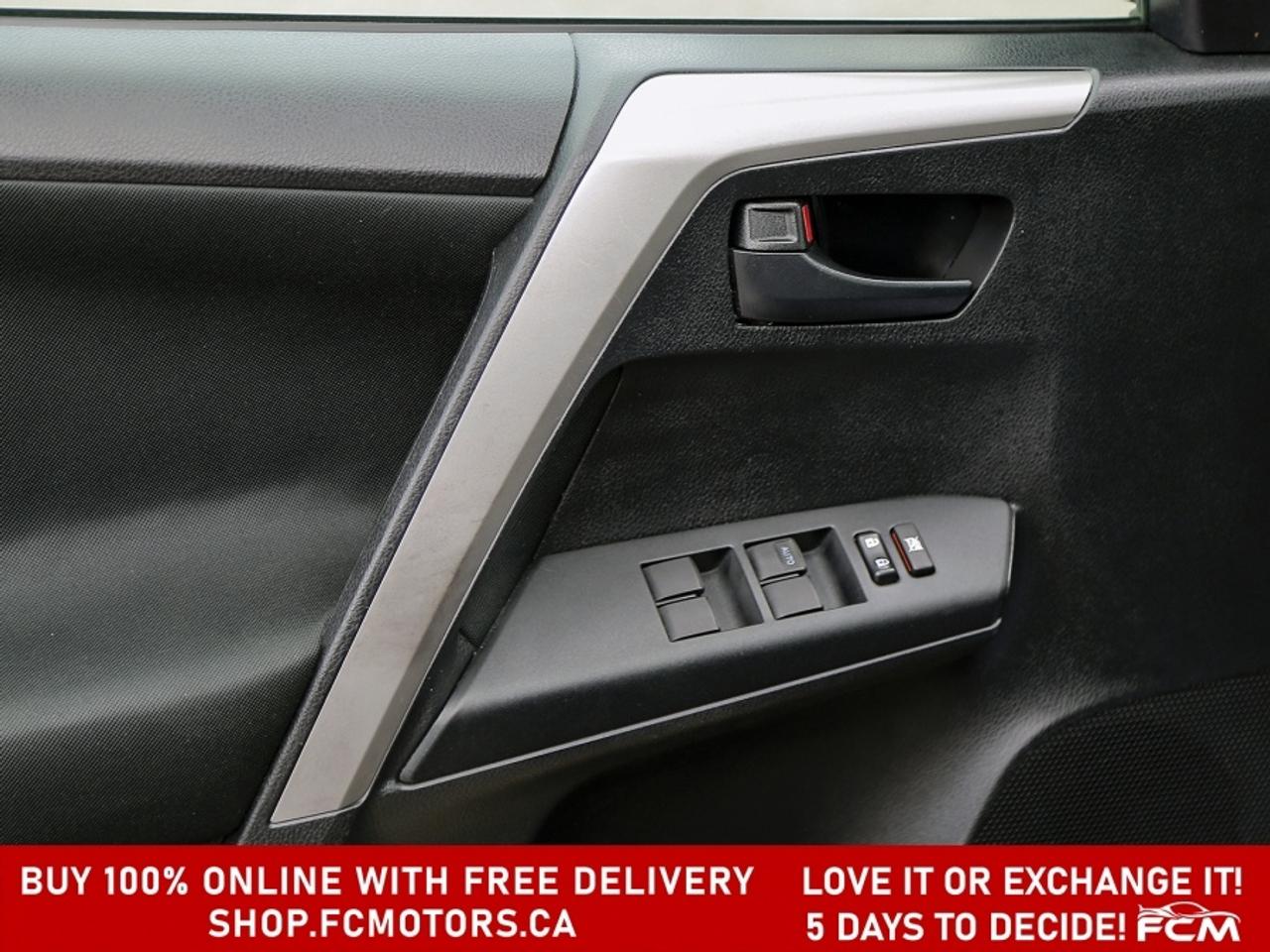 2016 Toyota RAV4 LE ~AUTOMATIC, FULLY CERTIFIED WITH WARRANTY!!!!~ Photo