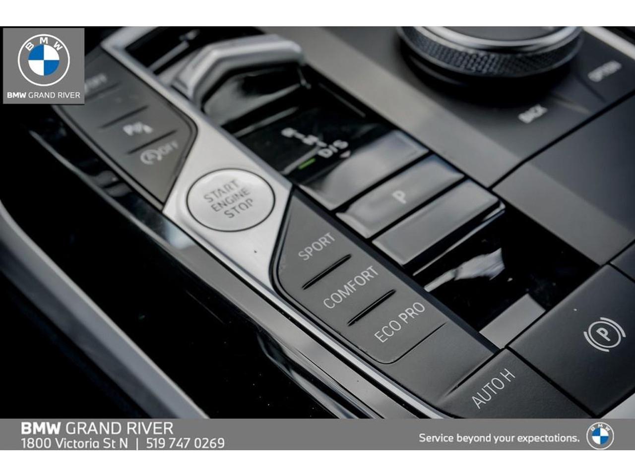 2023 BMW 330 i xDrive 4dr All-Wheel Drive Sedan Photo