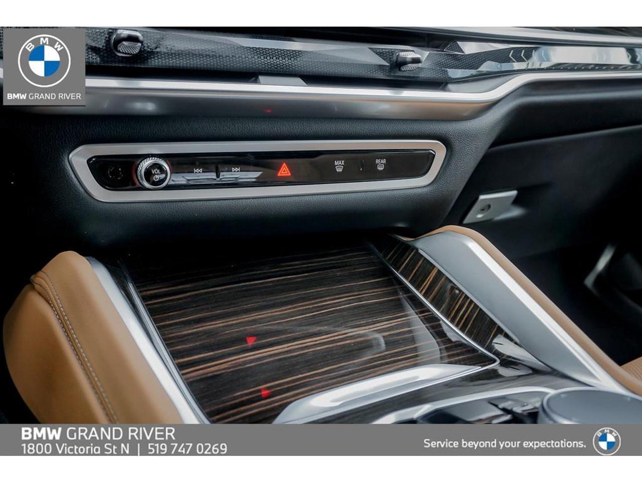 2024 BMW X6 xDrive40i 4dr All-Wheel Drive Sports Activity Coupe Photo