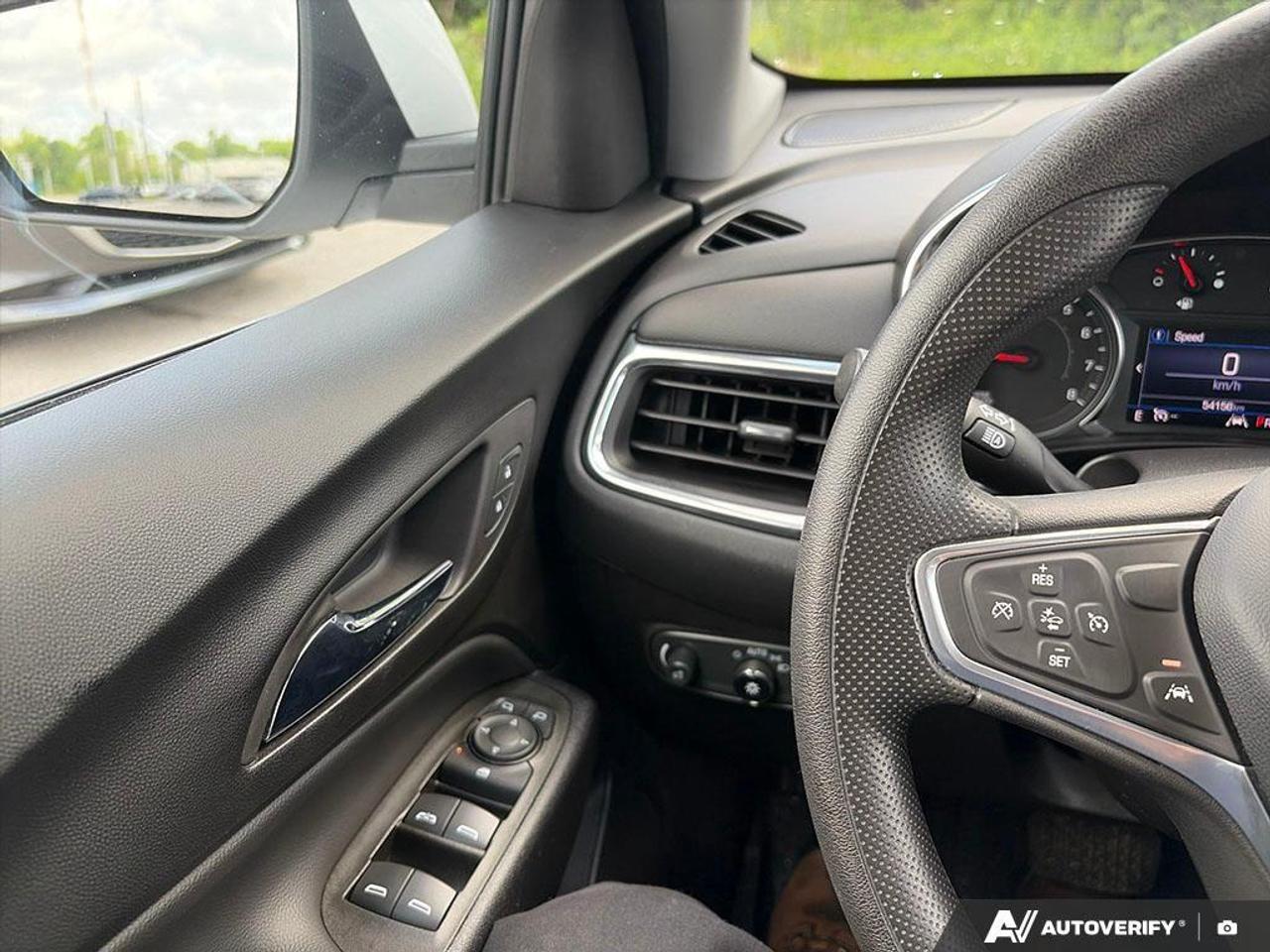 2023 Chevrolet Equinox LT Front-wheel Drive Photo