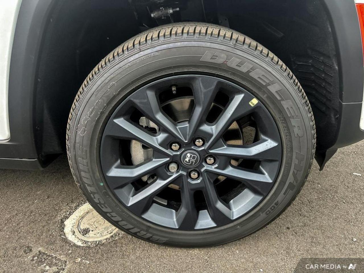 2026 Jeep Grand Cherokee L Base 4dr 4x4 Photo