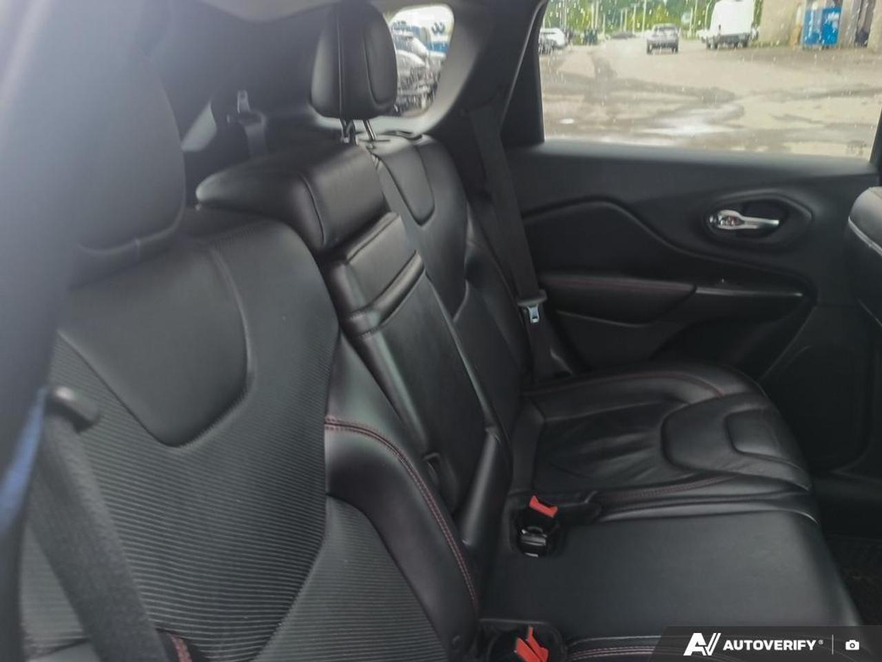 2019 Jeep Cherokee Trailhawk 4dr 4x4 Photo