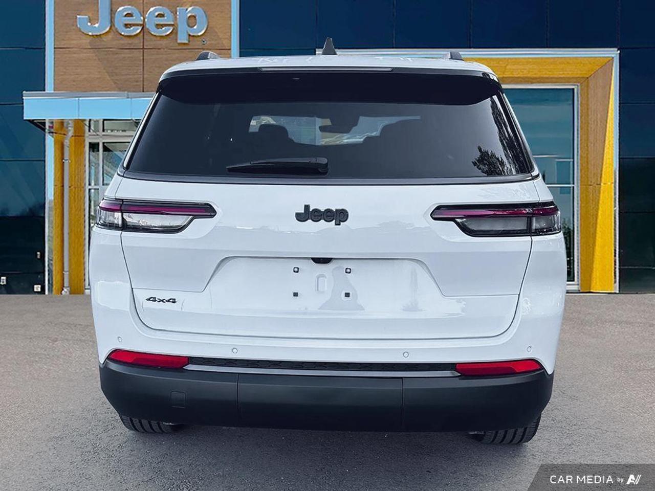 2026 Jeep Grand Cherokee L Base 4dr 4x4 Photo