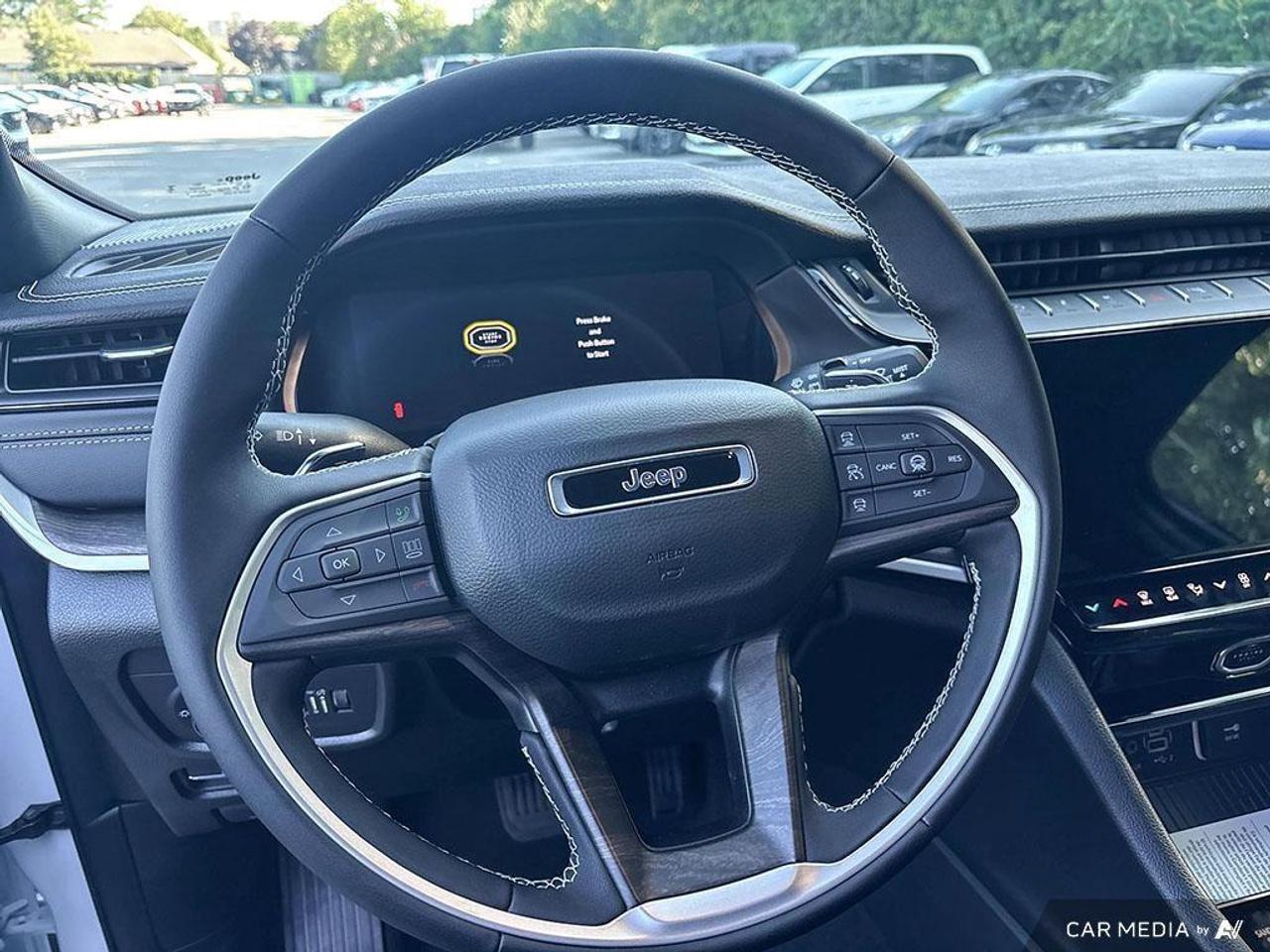 2026 Jeep Grand Cherokee L Base 4dr 4x4 Photo