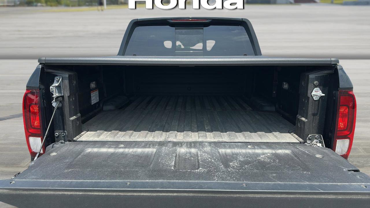 2025 Honda Ridgeline Black Edition AWD Photo
