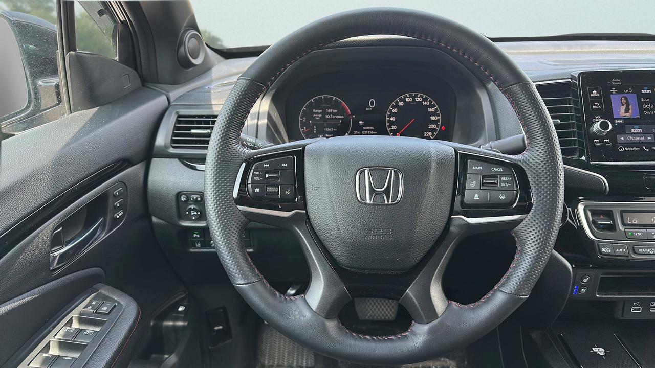 2025 Honda Ridgeline Black Edition AWD Photo