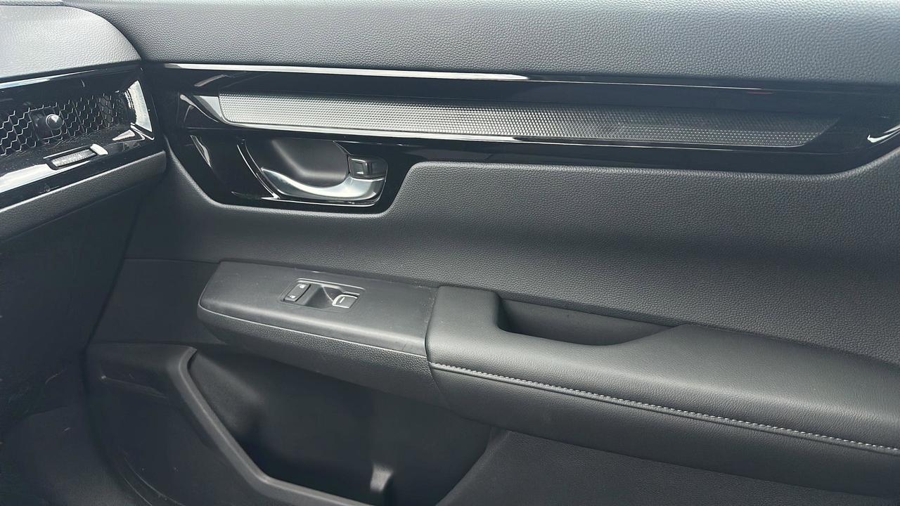 2025 Honda CR-V Sport AWD Photo