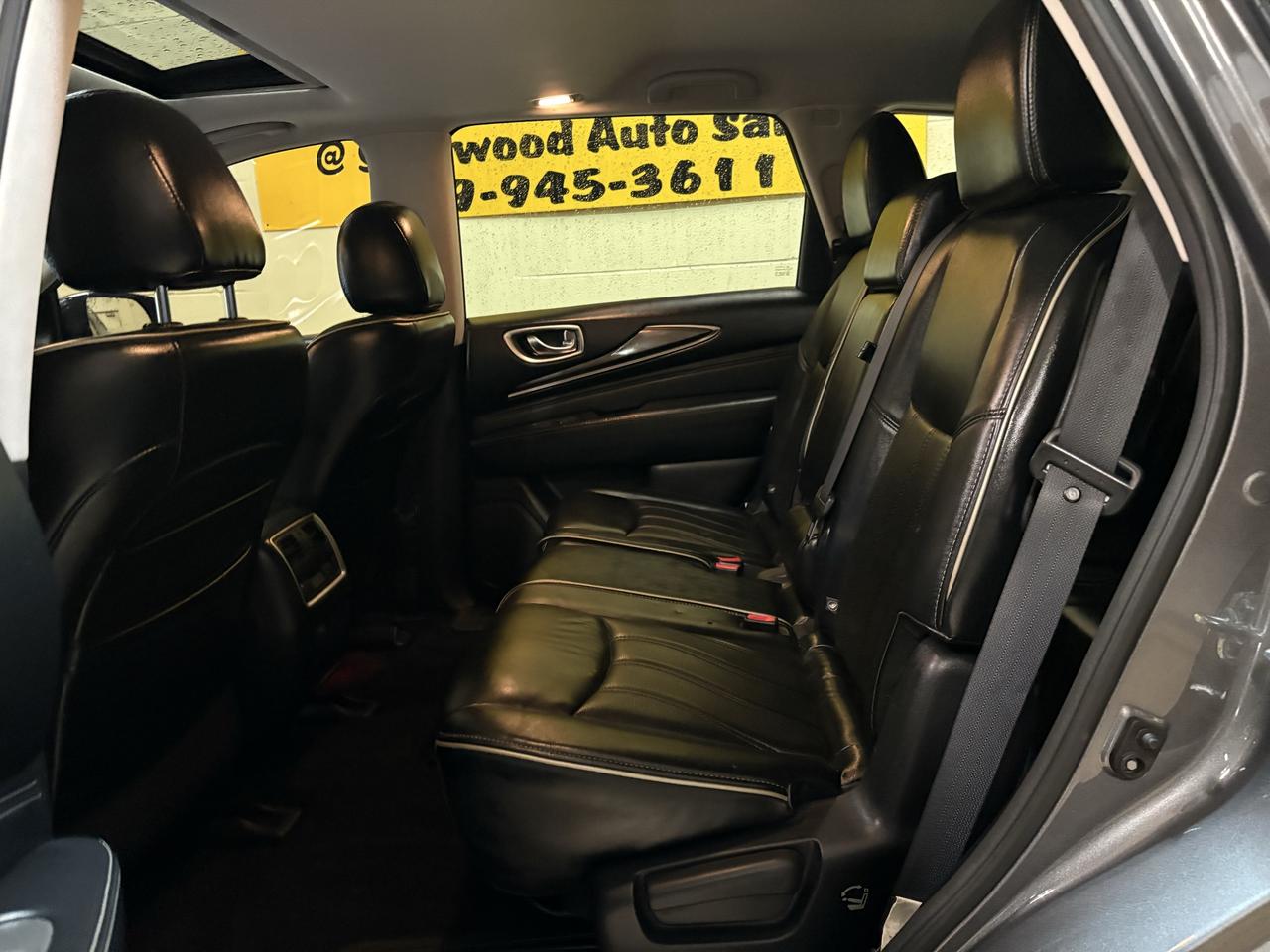 2017 Infiniti QX60  Photo
