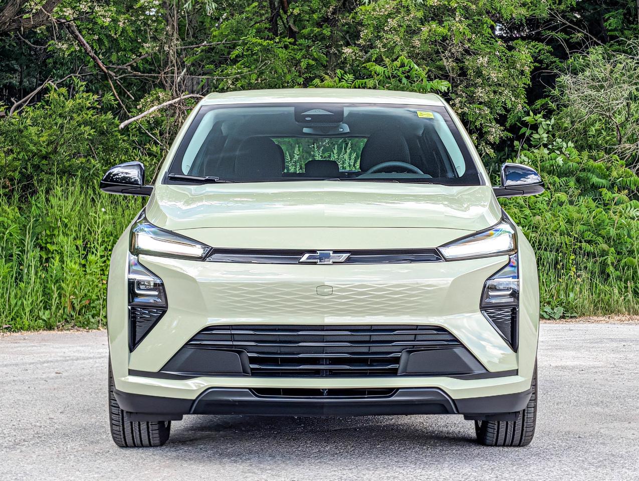 2027 Chevrolet Bolt LT Photo