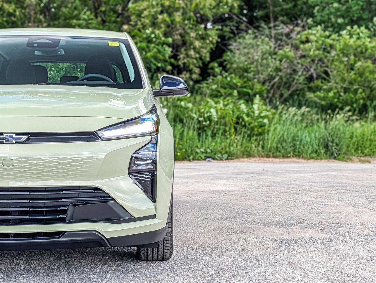 2027 Chevrolet Bolt LT Photo