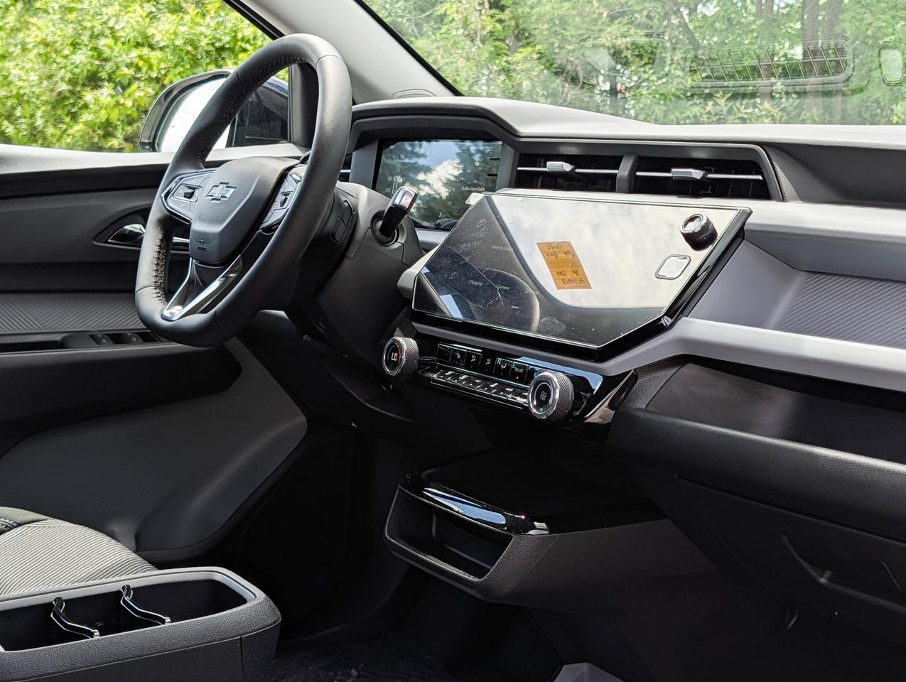 2027 Chevrolet Bolt LT Photo