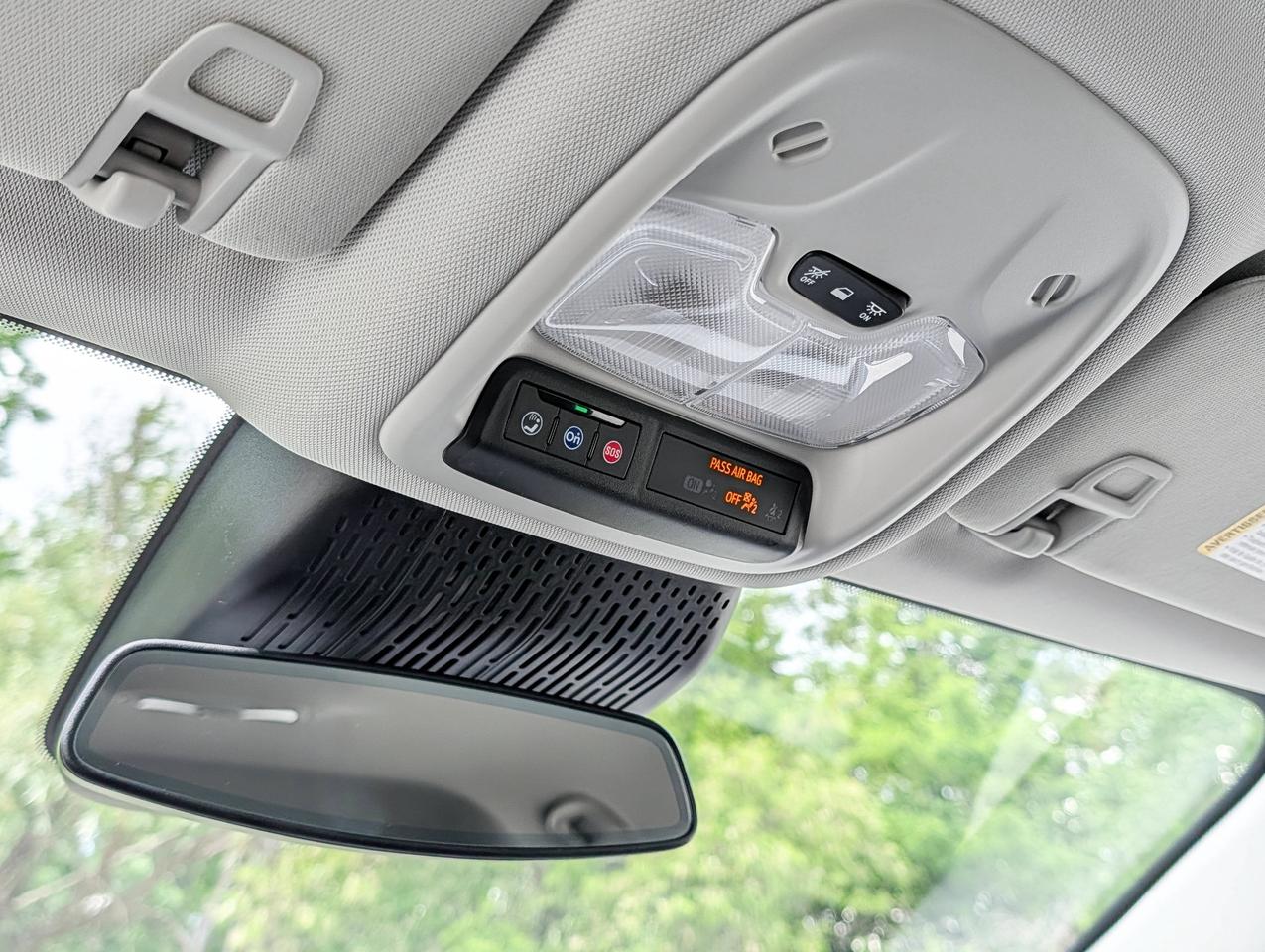 2027 Chevrolet Bolt LT Photo