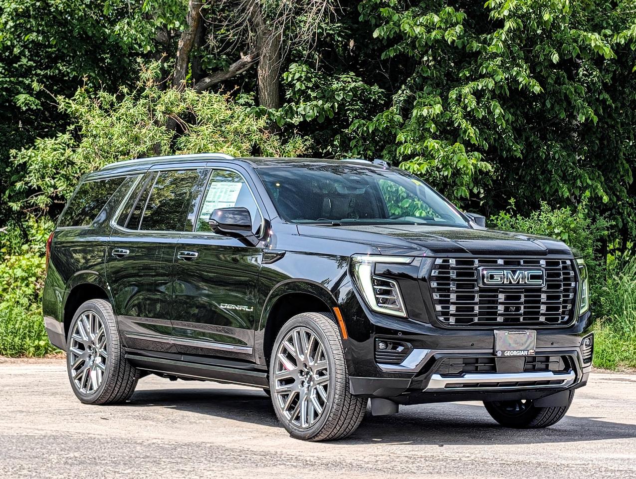2026 GMC Yukon Denali Ultimate Photo