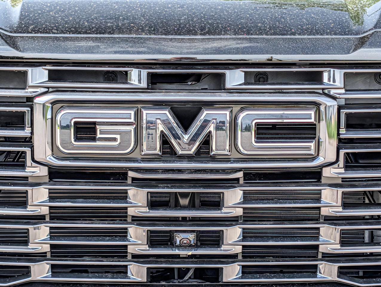 2026 GMC Yukon Denali Ultimate Photo