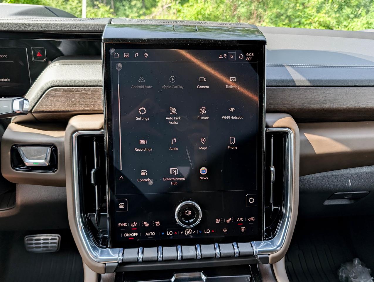 2026 GMC Yukon Denali Ultimate Photo