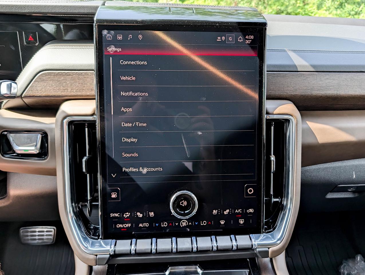2026 GMC Yukon Denali Ultimate Photo