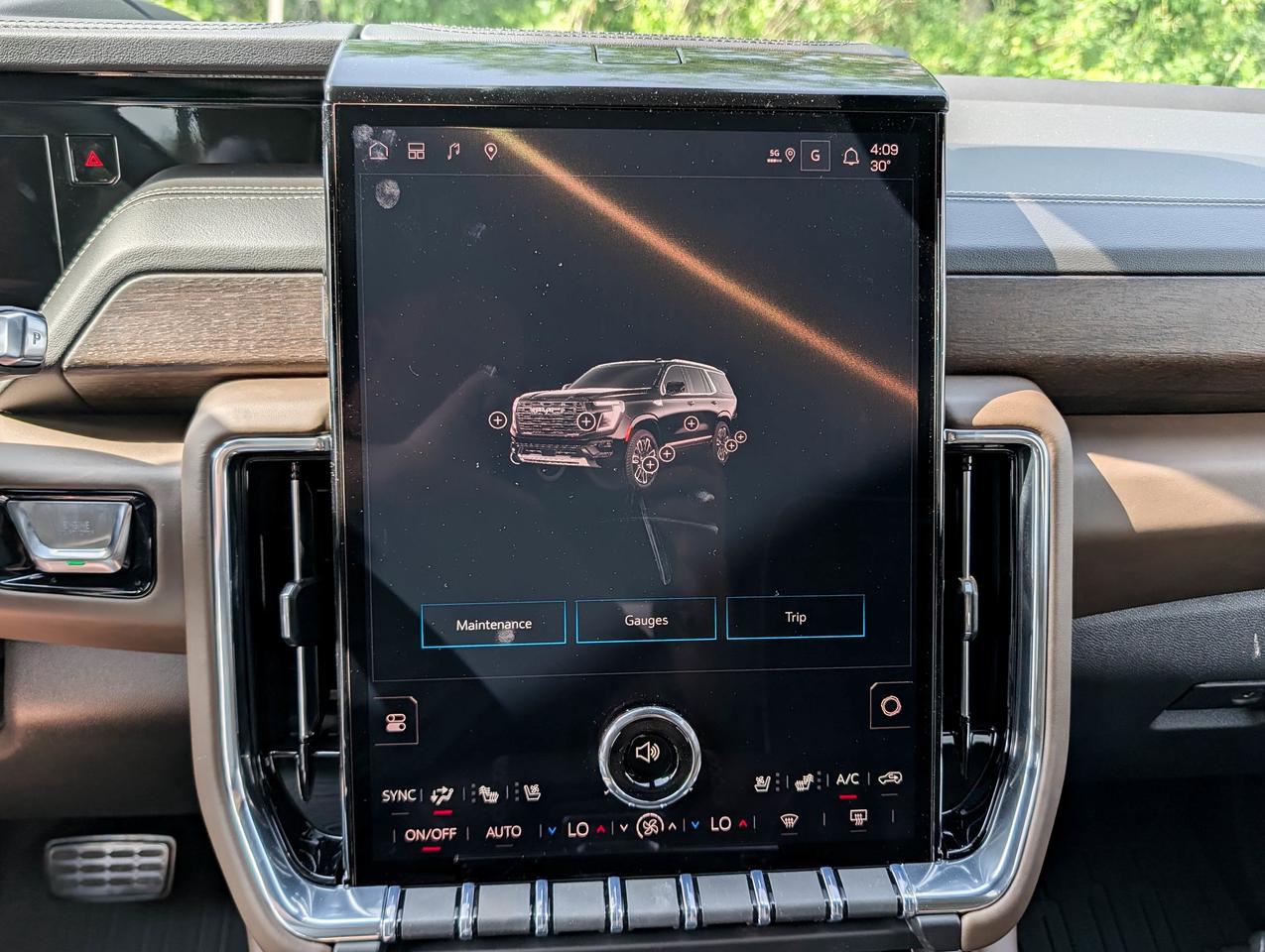 2026 GMC Yukon Denali Ultimate Photo