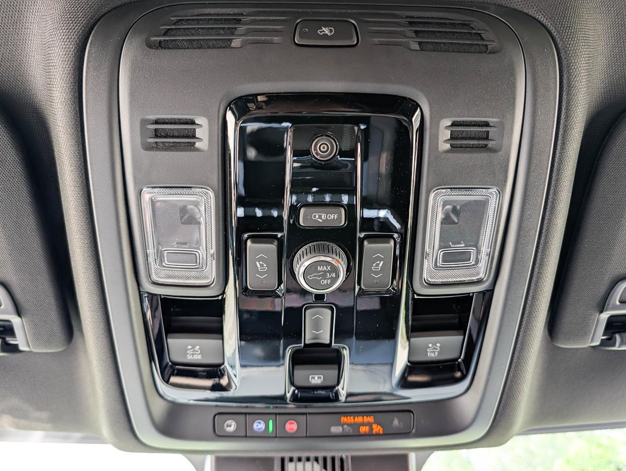 2026 GMC Yukon Denali Ultimate Photo