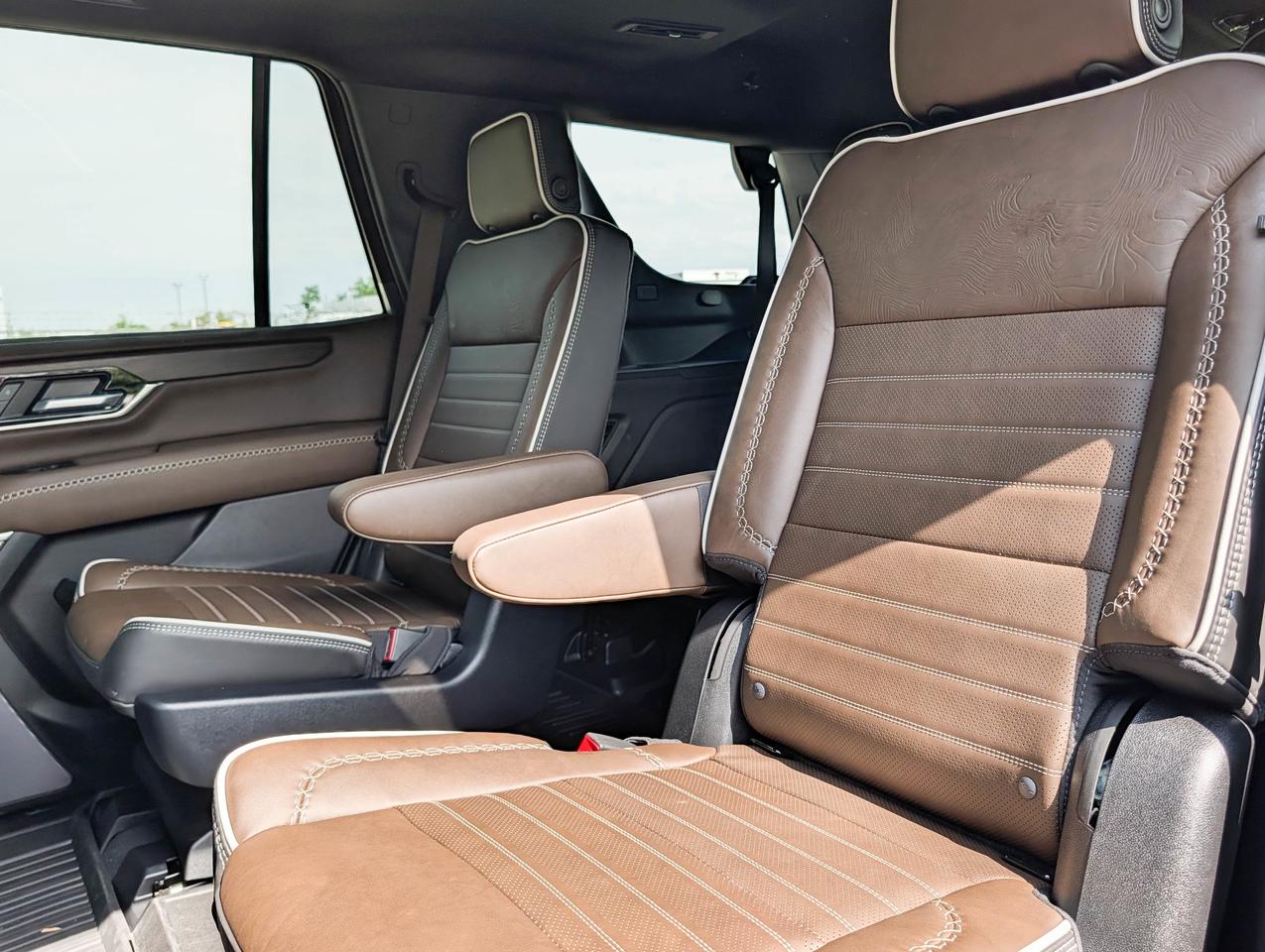 2026 GMC Yukon Denali Ultimate Photo