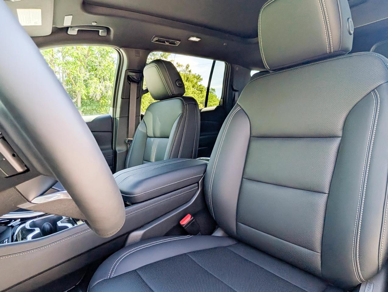 2026 Chevrolet Traverse LT Photo